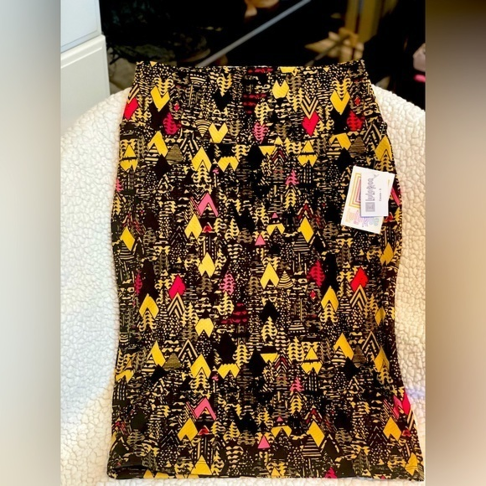 LuLaRoe knit‎ pencil skirt nwt
